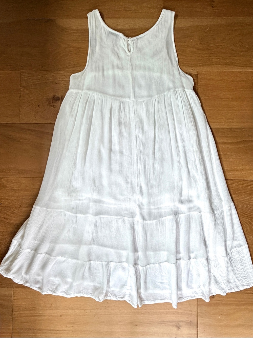 JMB Signature Boho Mini Dress White Crochet Yoke Tiered Crinkle Rayon Women's M - Picture 3 of 6